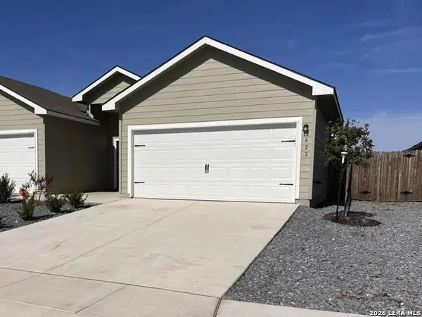 620-622 Grayson Ln, Seguin, TX 78155