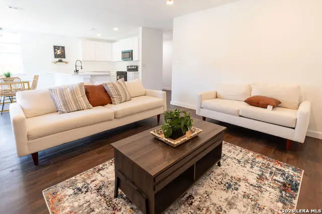 6927 Oldham Dr, San Antonio, TX 78239 - #3