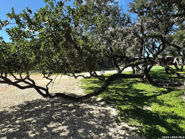 475 Stoney Hill, Pipe Creek, TX 78063 - #2