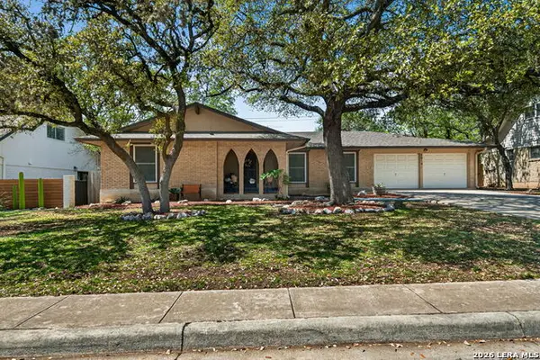 2010 Broken Oak, San Antonio, TX 78232