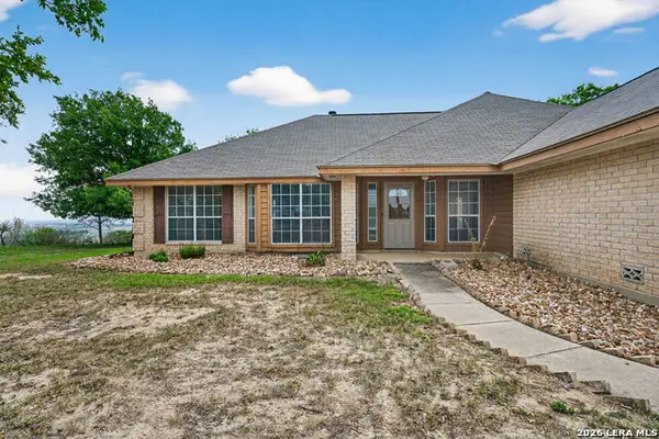 418 County Road 574, Castroville, TX 78009