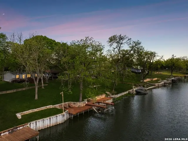 344 Shangrila Ln, New Braunfels, TX 78130 - #1