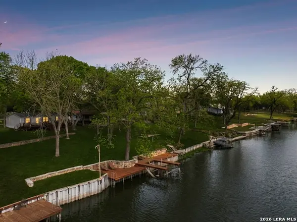 344 Shangrila Ln, New Braunfels, TX 78130