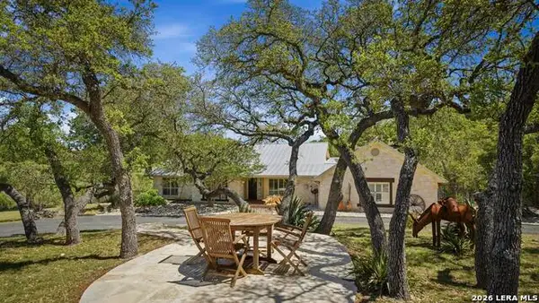 145 Valley Home, Comfort, TX 78013