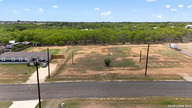 16131 Vaquero Dr, Atascosa, TX 78002 - #3