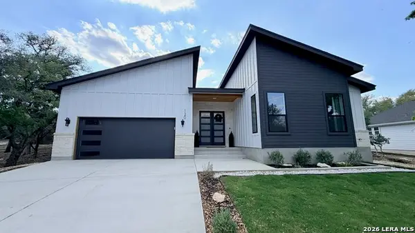 120 River View Dr, Boerne, TX 78006