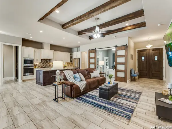 312 Lantana Crossing, Spring Branch, TX 78070