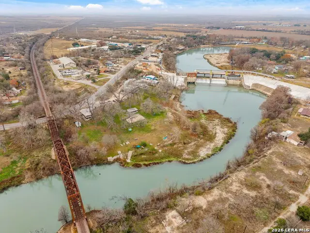 9035 Fm 725, McQueeney, TX 78123 - #1