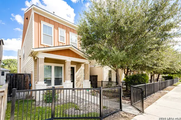 211 E Courtland, San Antonio, TX 78212
