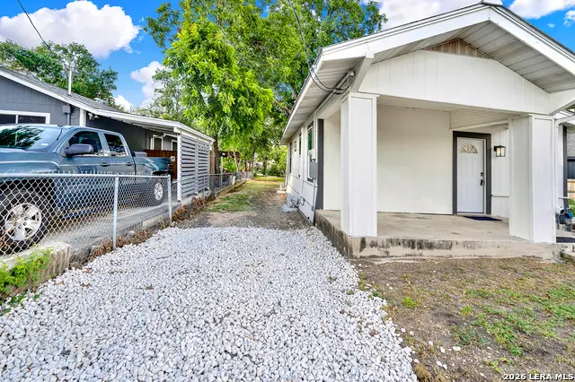 1426 E Carson St, San Antonio, TX 78208 - #3