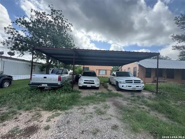 2109 Castro, Hondo, TX 78861 - #3