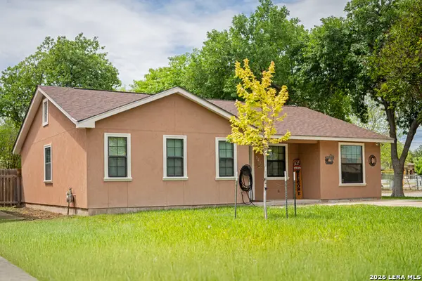 501 Perez St, Uvalde, TX 78801