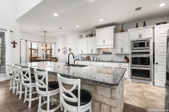 417 Bee Caves Cv, Cibolo, TX 78108 - #3