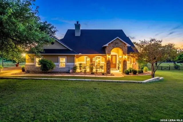 194 Mull Rd, Kerrville, TX 78028 - #2