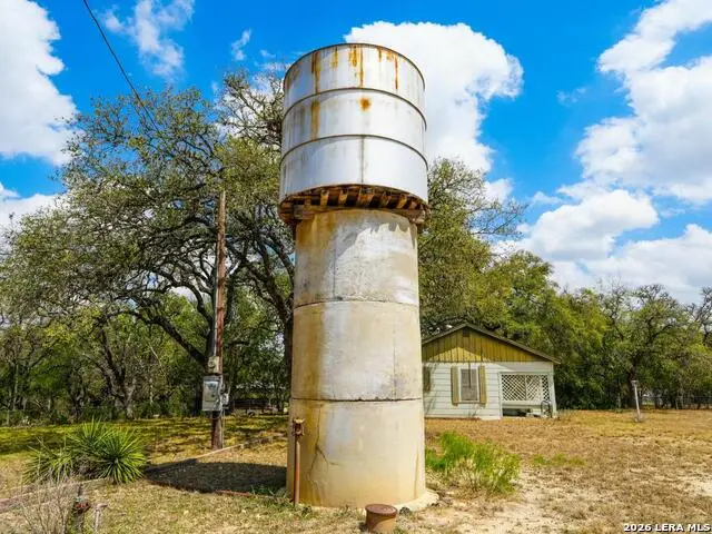 137 Kitty Hawk, Universal City, TX 78148 - #1