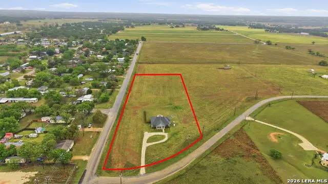 1302 Countryside Bnd, Fredericksburg, TX 78624 - #2