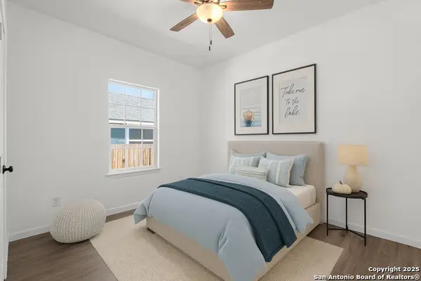 1734 Blueridge Dr, Canyon Lake, TX 78133