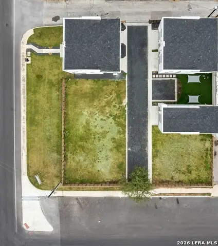 3210 N Elmendorf, San Antonio, TX 78201