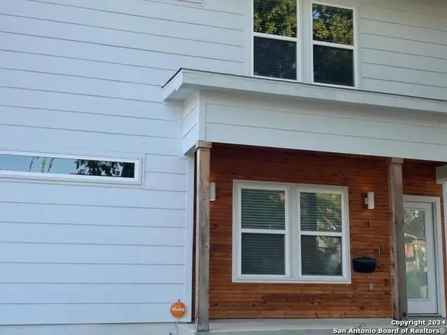 2507 E Commerce St, San Antonio, TX 78203 - #3