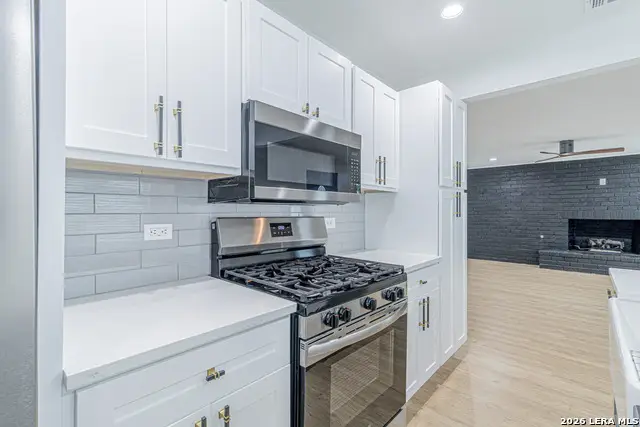 2918 Hatton St, San Antonio, TX 78237 - #3