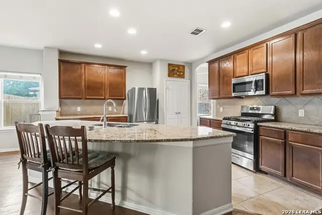 656 Peacock Ln, New Braunfels, TX 78130 - #2