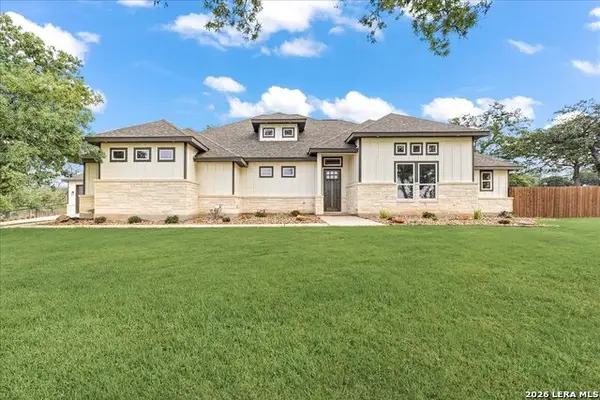120 Timber Heights, La Vernia, TX 78121