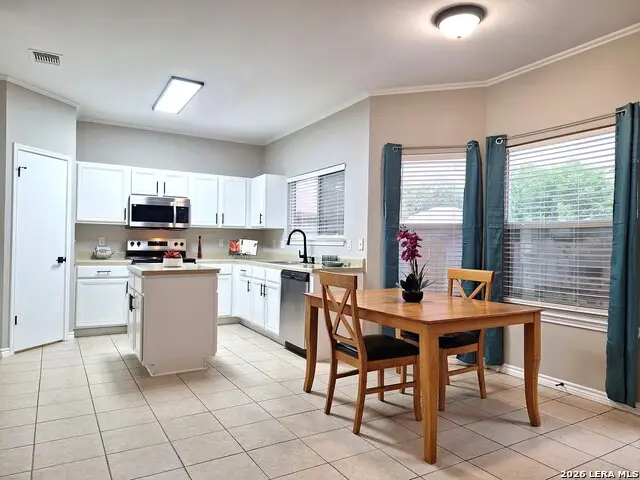 210 Rosegate Dr, Cibolo, TX 78108 - #3