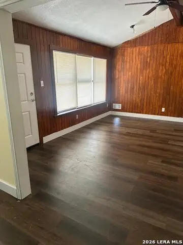 462 Hialeah, San Antonio, TX 78218 - #3