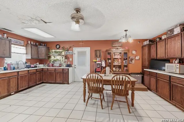 1150 Nw 38th St, San Antonio, TX 78228 - #2