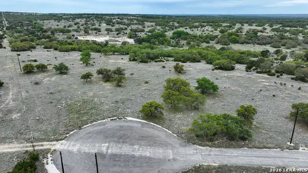 684 Lester Ln, Junction, TX 76849