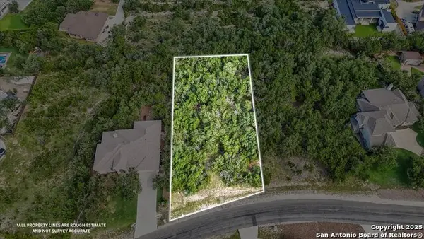 1219 Silent Hollow, San Antonio, TX 78260