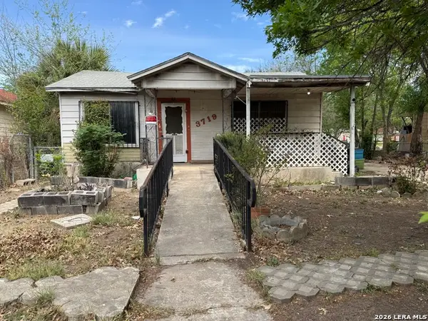 3719 W Houston St, San Antonio, TX 78207