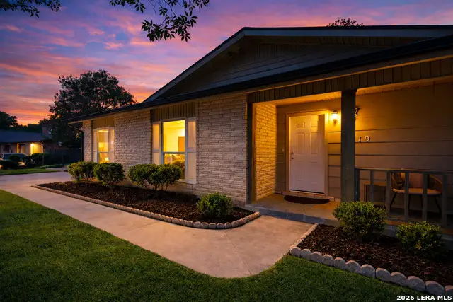 5819 Pineway St, San Antonio, TX 78247 - #1