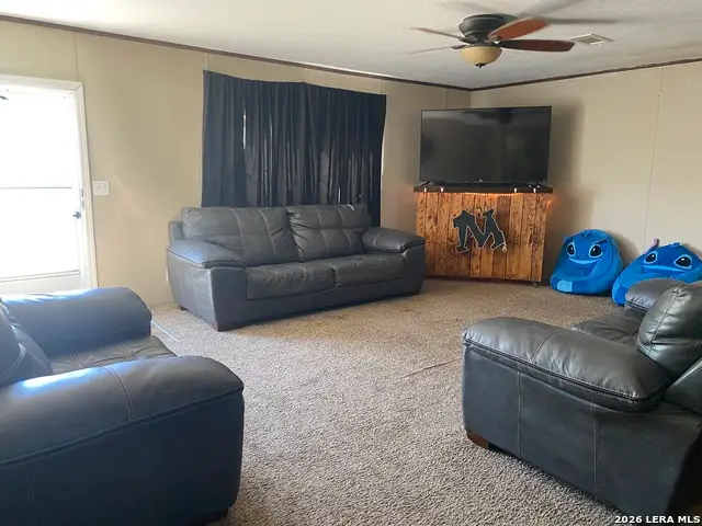 305 E Runge, Karnes City, TX 78118 - #2