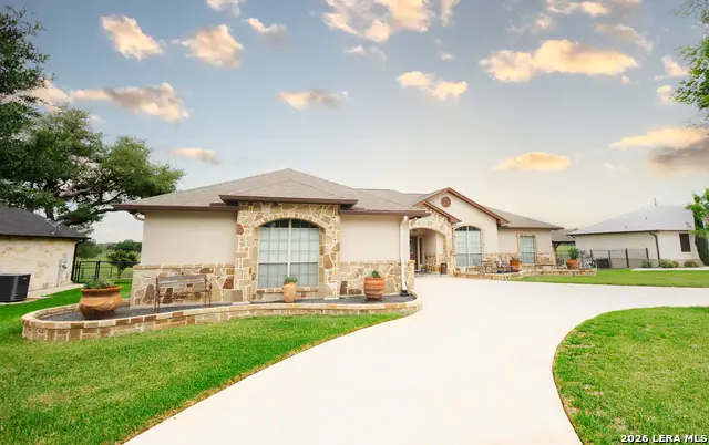 717 Jack Nicklaus, Devine, TX 78016 - #2