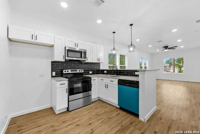 610 Canton, San Antonio, TX 78202 - #2