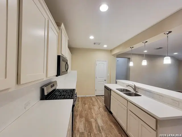 104 Cypress Hills Rd, San Marcos, TX 78666 - #3