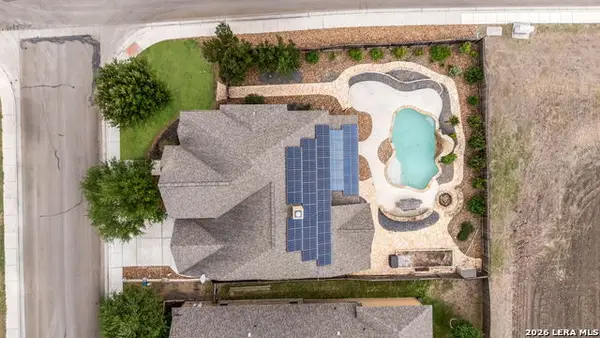 2701 Saddlehorn Dr, Seguin, TX 78155