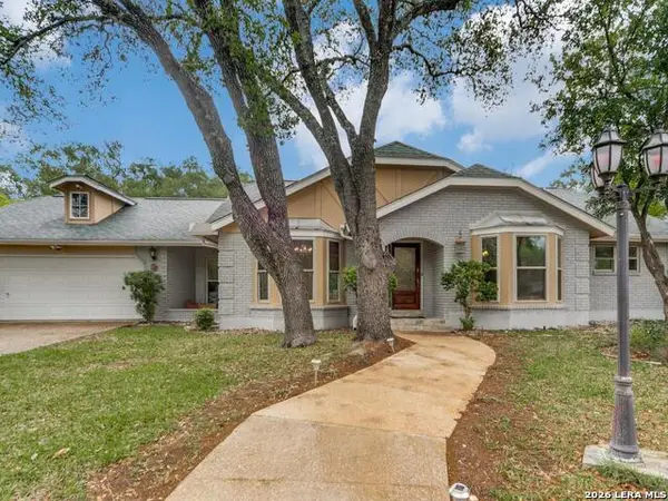 13058 N Hunters Cir, San Antonio, TX 78230
