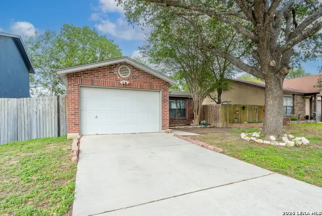 15503 Walnut Creek Dr, San Antonio, TX 78247 - #2