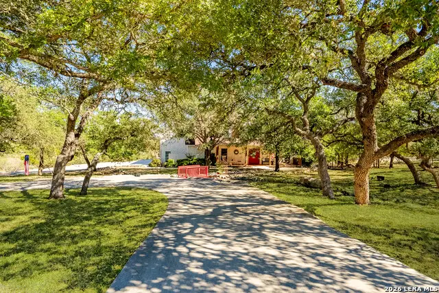 560 Winding Vw, New Braunfels, TX 78132 - #3
