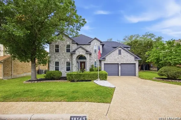 18143 Summer Knoll Dr, San Antonio, TX 78258