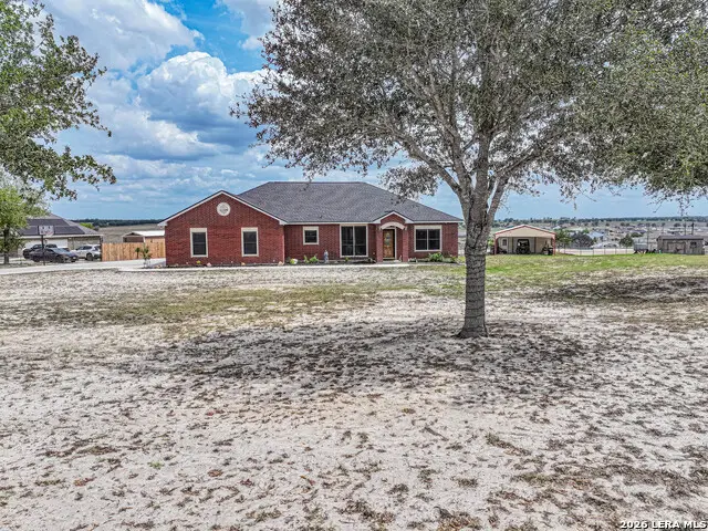 700 Lake Valley, La Vernia, TX 78121 - #2