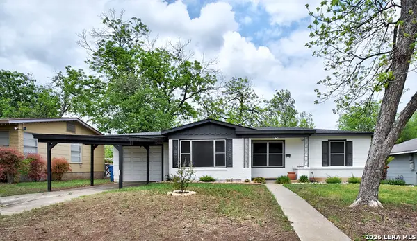 175 Fennel Dr, San Antonio, TX 78213