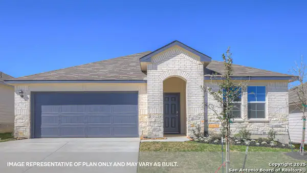 304 Cottonmouth Lane, Seguin, TX 78155