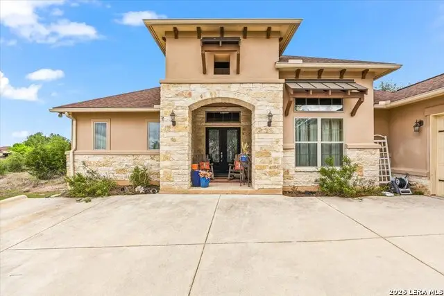 1930 Rothschild, New Braunfels, TX 78132 - #3