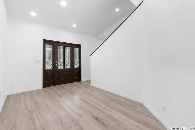 323 Lakeside, Lakehills, TX 78063 - #3