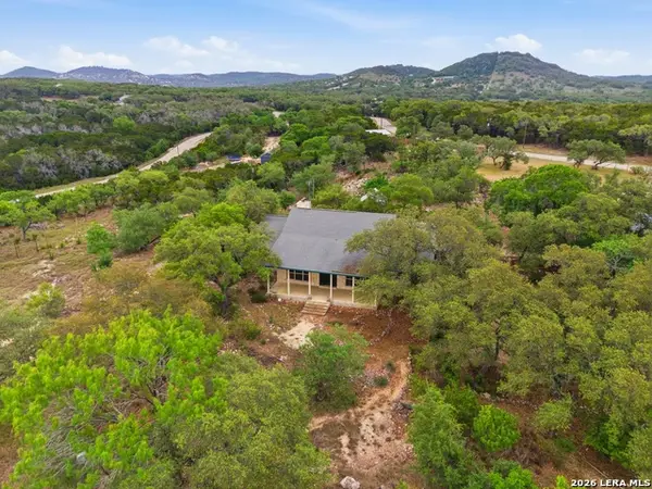 292 Phillip Dr, Pipe Creek, TX 78063