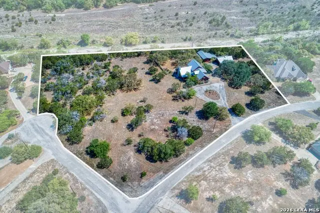 513 Riverview Dr, Bandera, TX 78003 - #2