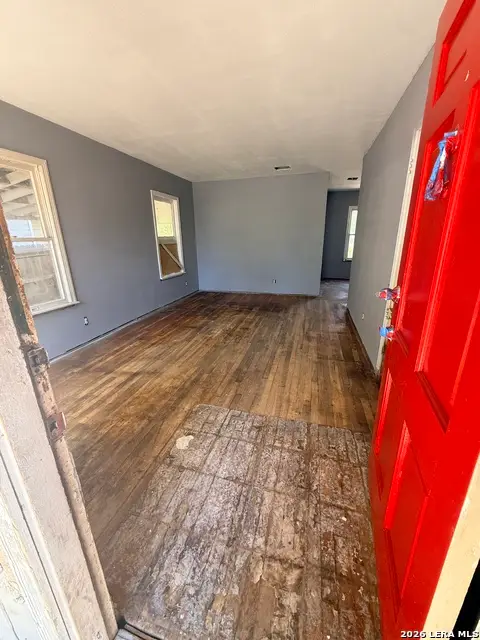 705 Cravens Ave, San Antonio, TX 78223 - #3